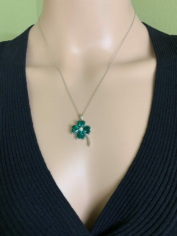 14k gold emerald and diamond four-leaf cl;over pendant, chain sold separately
